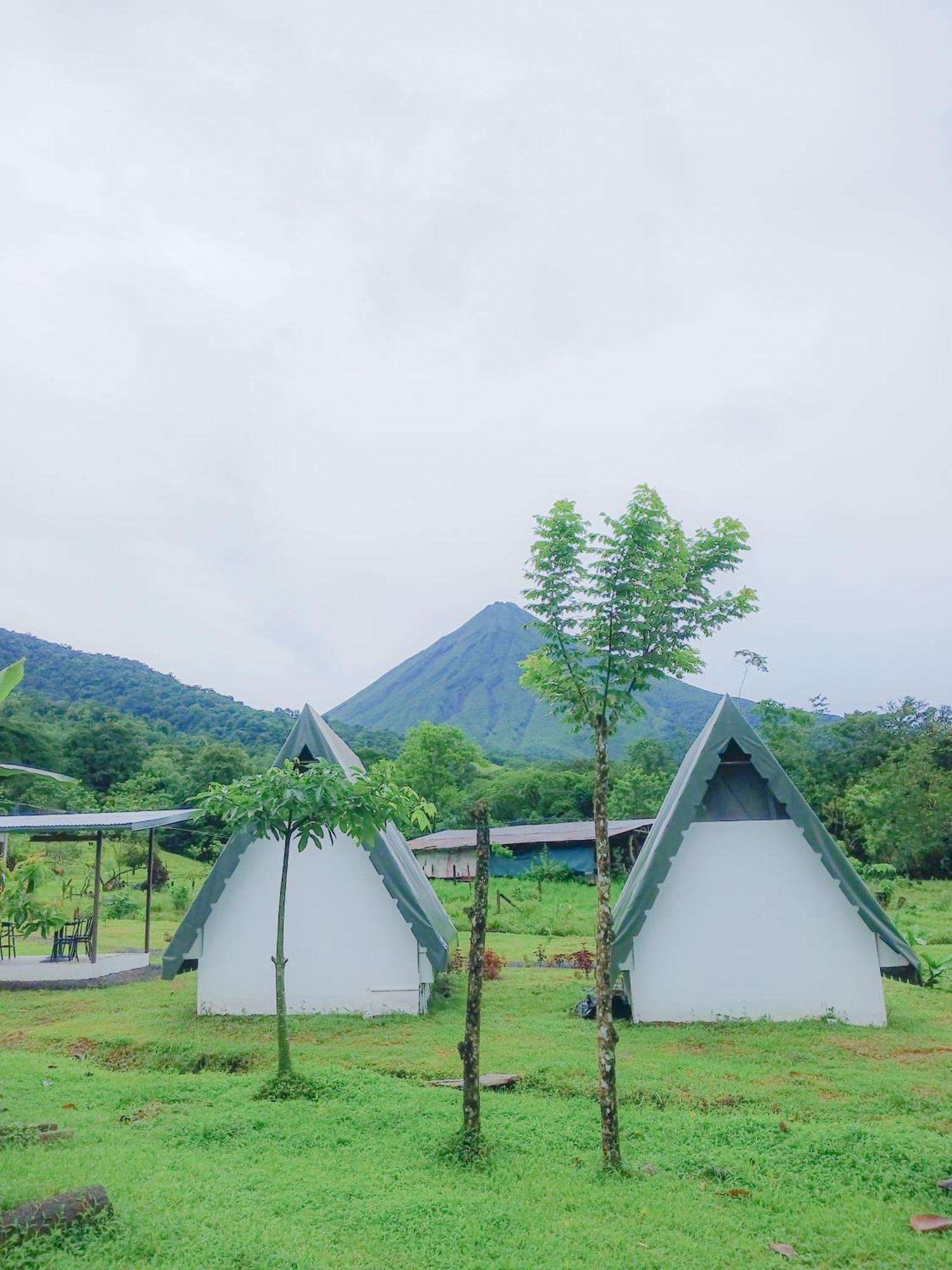 Вилла Flora Glamping De Abuela Ла Фортуна Экстерьер фото