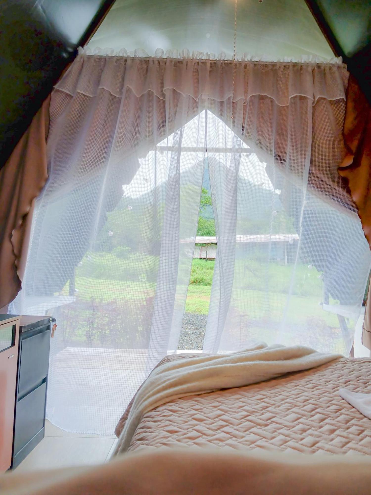 Вилла Flora Glamping De Abuela Ла Фортуна Экстерьер фото