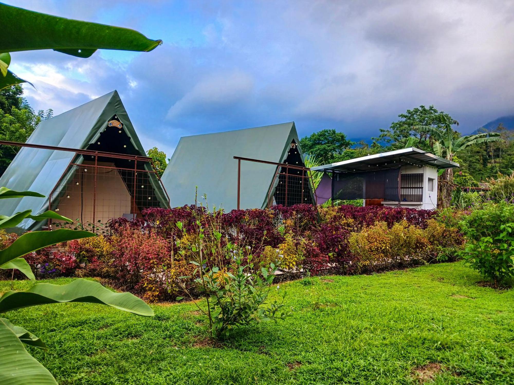 Вилла Flora Glamping De Abuela Ла Фортуна Экстерьер фото